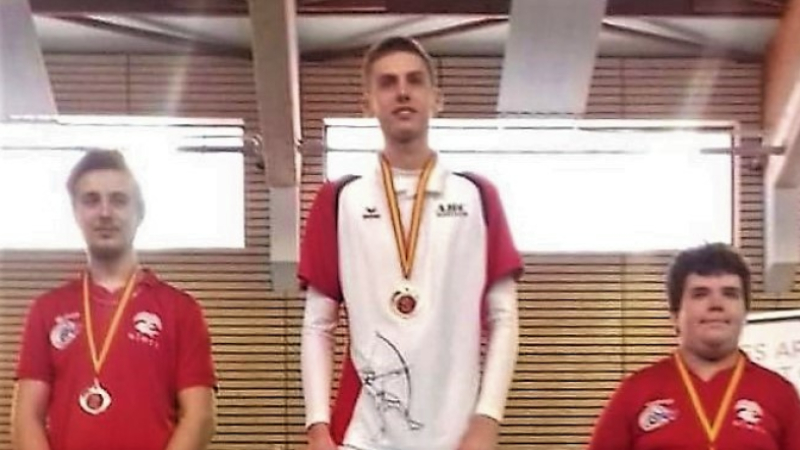 Un Champion Régional de tir à l'arc en salle