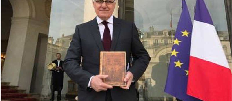 Philippe Martin a remis le cahier de doléances des Gilets Jaunes au Président de la République