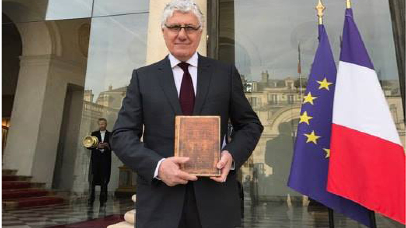 Philippe Martin a remis le cahier de doléances des Gilets Jaunes au Président de la République