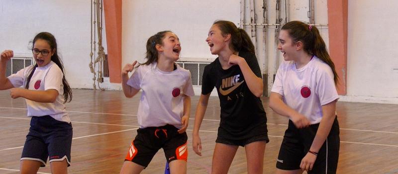 Les jeunes joueuses en stage pendant les vacances