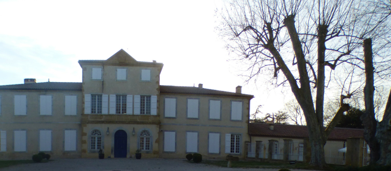 La galerie de l'Âne bleu expose au châteaude Pallanne