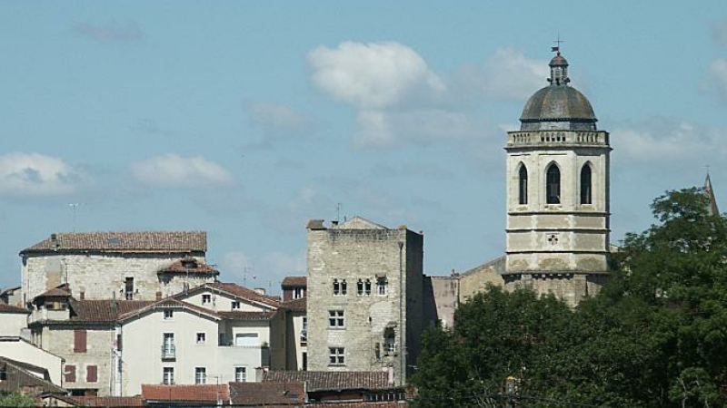 "L'église Saint-Pierre, ancienne collégiale de Vic-Fezensac"