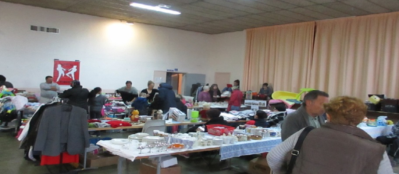 Vide-grenier au foyer rural