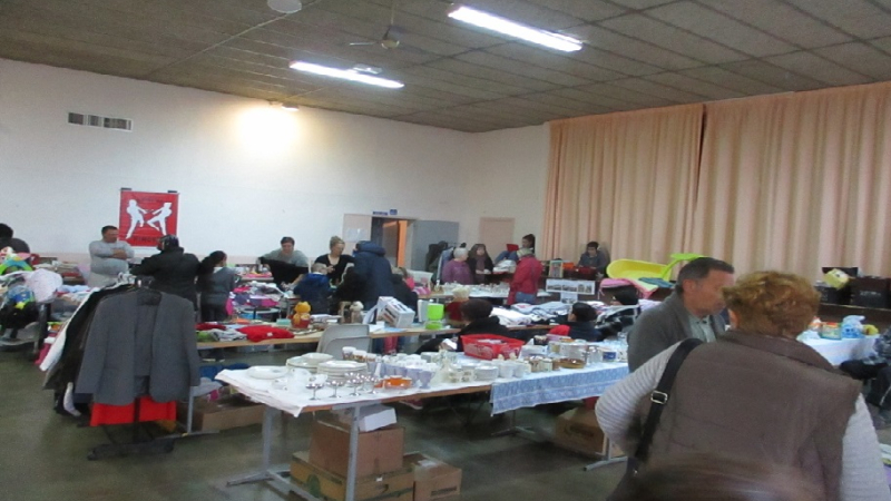 Vide-grenier au foyer rural