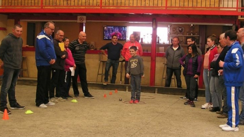 Pétanque : Formation d'initiateurs.
