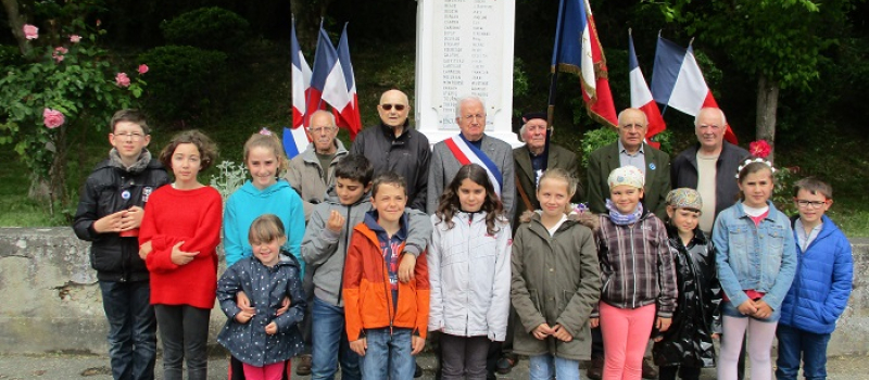 Commémoration du 8 mai et marché aux fleurs