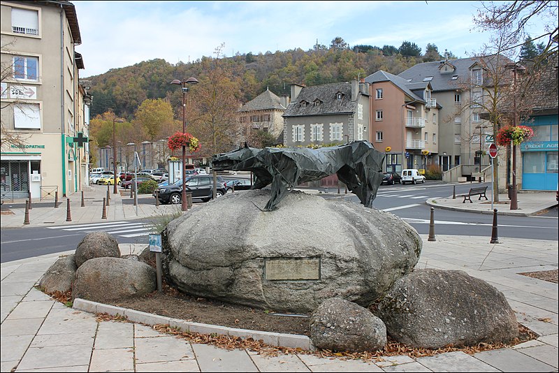 Représentation de la Bête du Gévaudan à Marvejols - Wikipédia