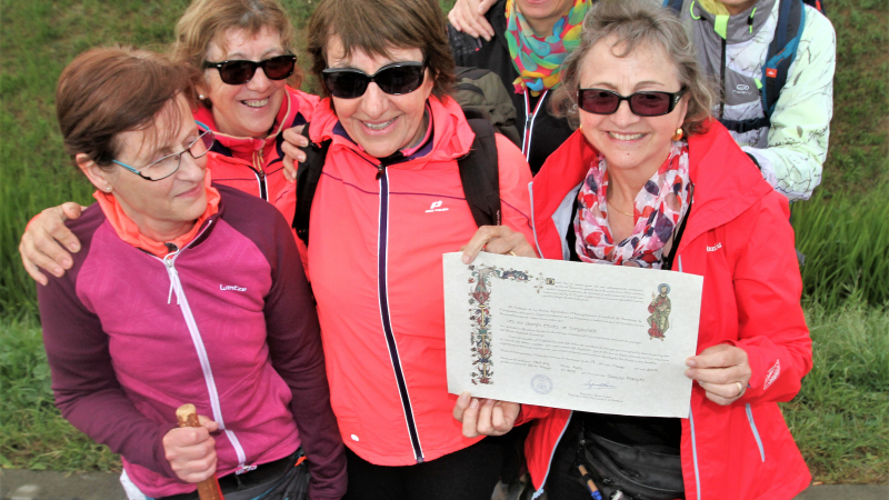 Le retour des six Dames Étoiles de Compostelle