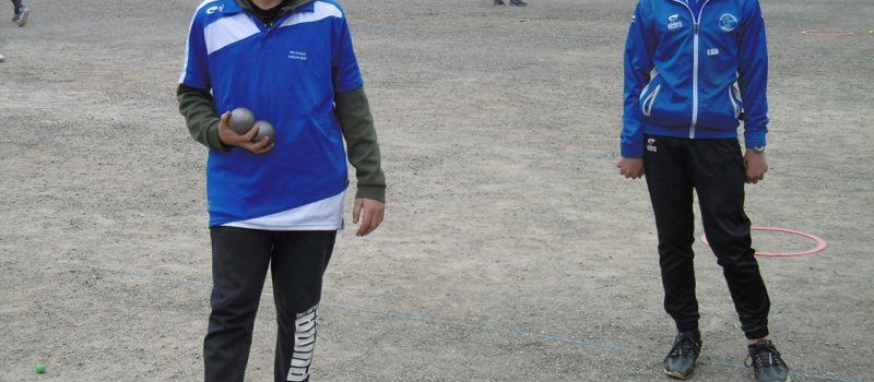 Pétanque alliance des générations