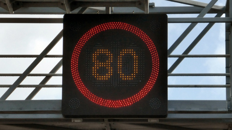Un an plus tard : que pensent les Français de la limitation à 80 km/h ?