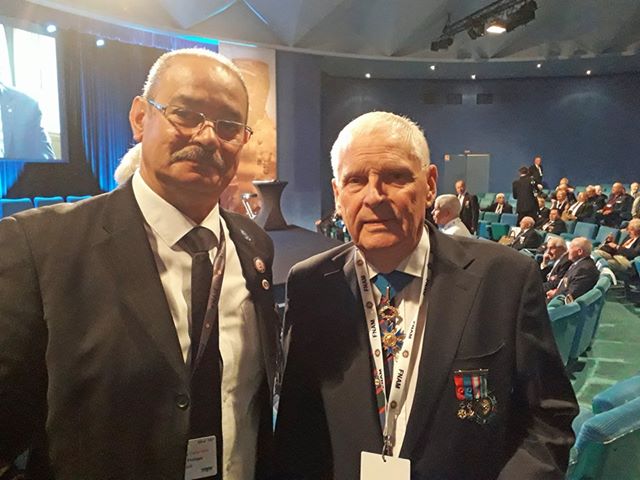 Philippe Silvente et  l’amiral Henri Lacaille