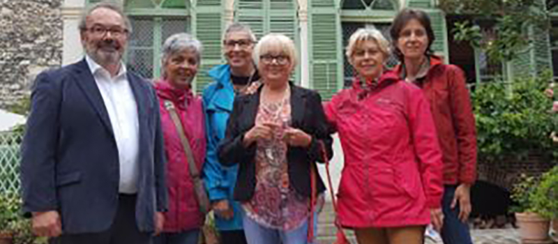 Les dames de l'association Cham fils de l'Isle-de-Noé montent à Paris 