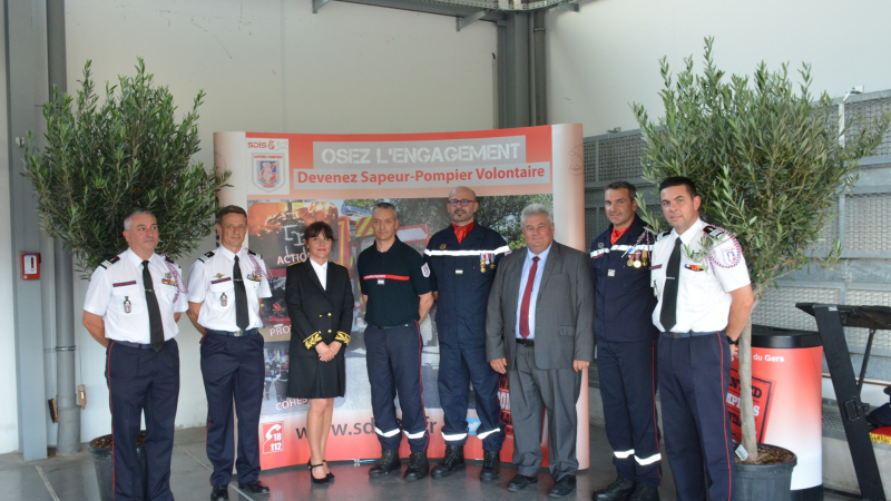 Passation de commandement chez les pompiers
