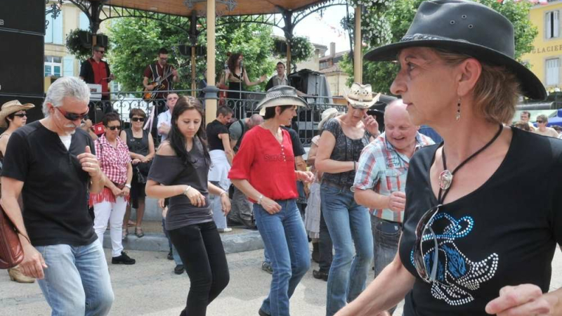 Country in Mirande nouvelle formule