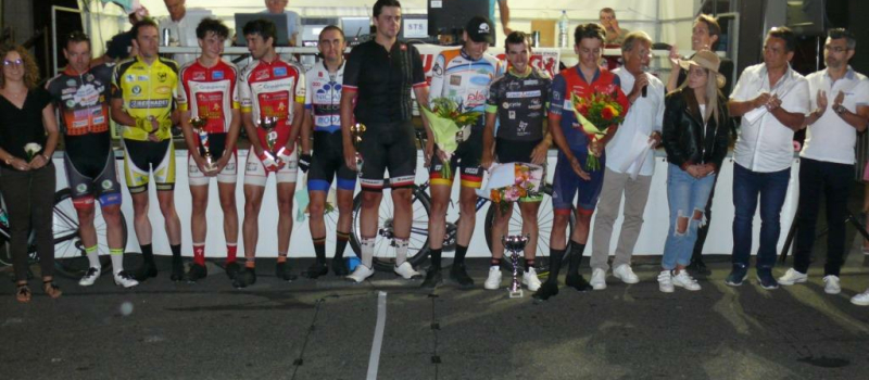 Nocturne cycliste de la ville d’Auch : une course rondement menée à 46 km/h de moyenne