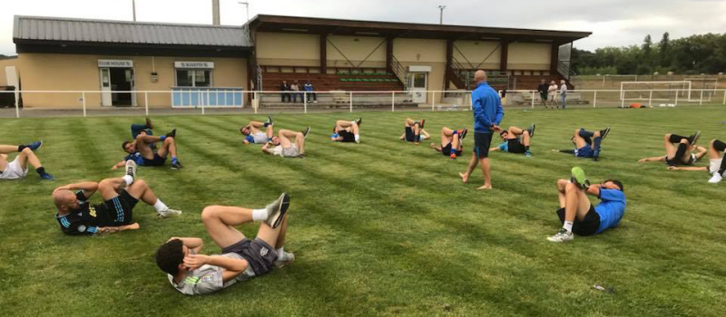 Football Club s'est reparti.