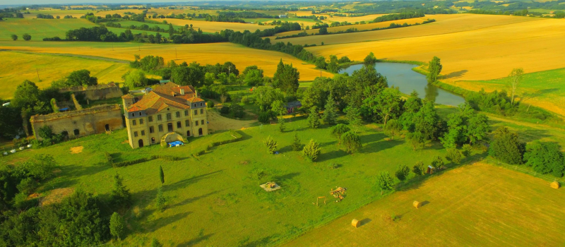 Cabaret Gourmet au Château Neuf des Peuples