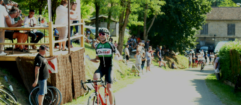 Critérium de Biran : podium international avec un anglais, Simon Carr, et un japonais, Stoi Matsuda