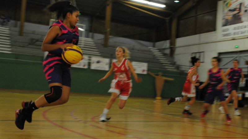 Le basket à l'attaque pour "L'instant'Elles"