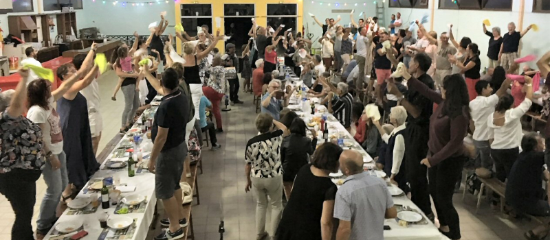Les remerciements après une fête particulièrement réussie 
