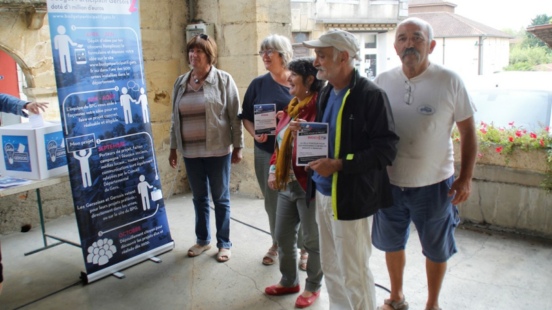 Animation sur le stand Budget Participatif