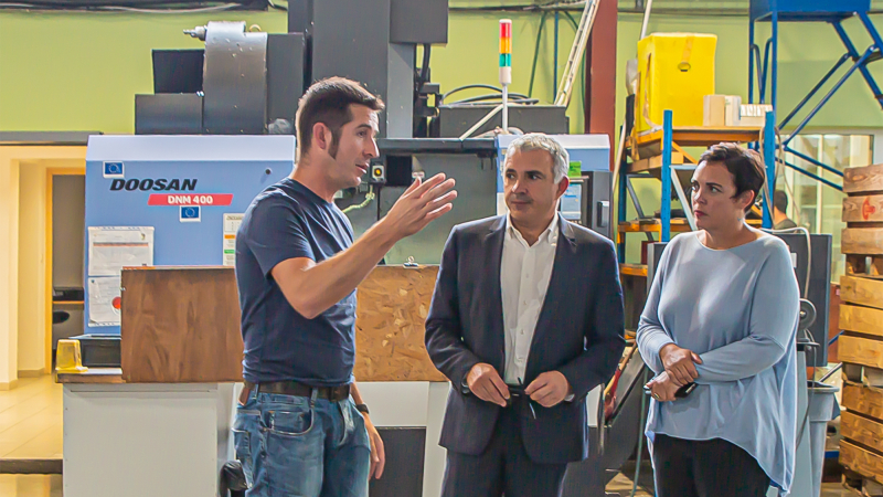 Le président de la CCI visite l'entreprise Hueso à Nogaro  