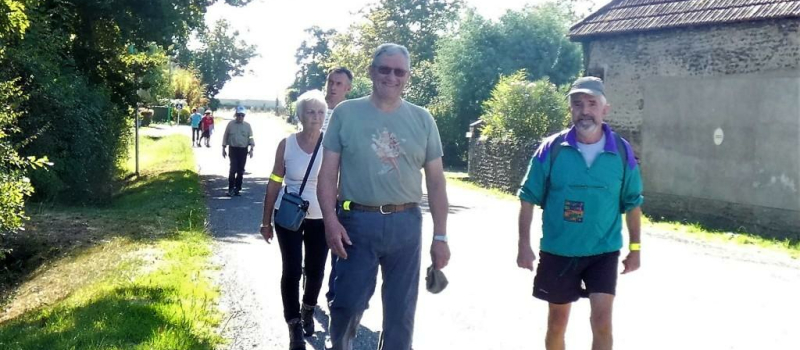 Les marcheurs de Clap à Izotges