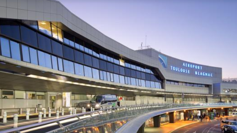L’aéroport de Toulouse officiellement privatisé, cinq ans après