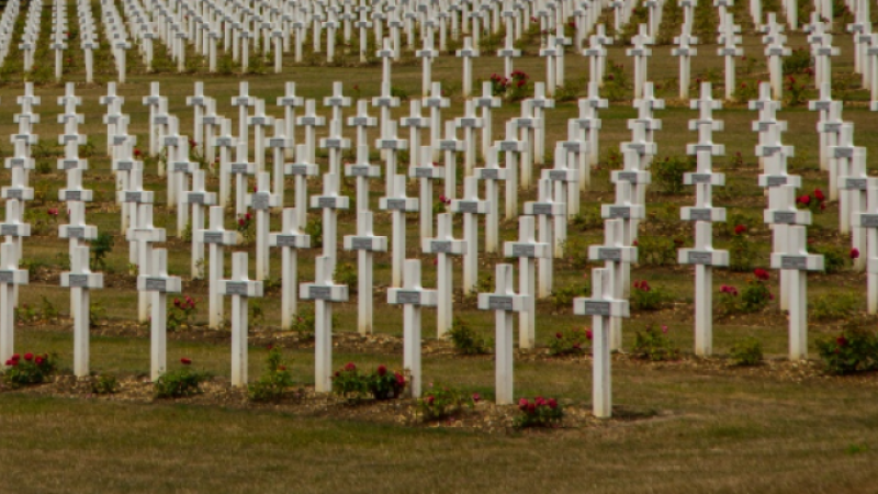 Le Souvenir Français mobilisé pour la conservation des tombes des soldats français morts pour la Nation