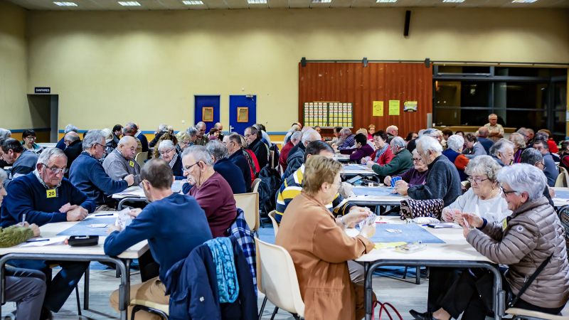 Concours de belote à Nogaro  