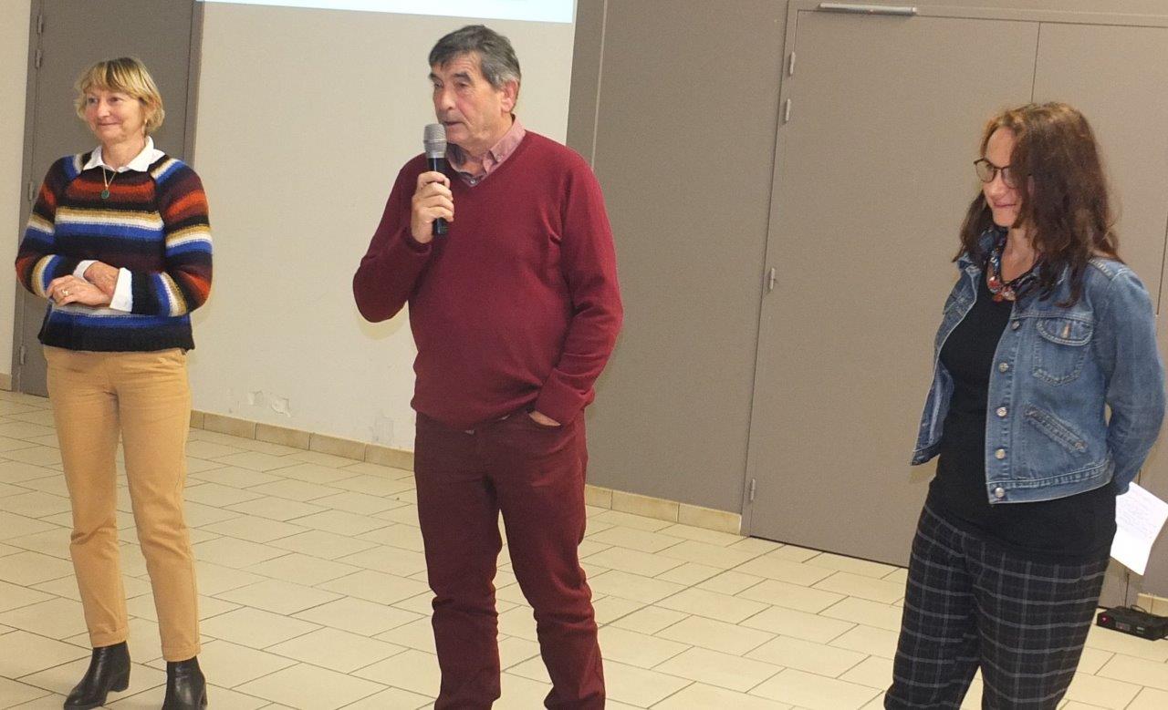  Bernard Delor lors de la présentation de la soirée.