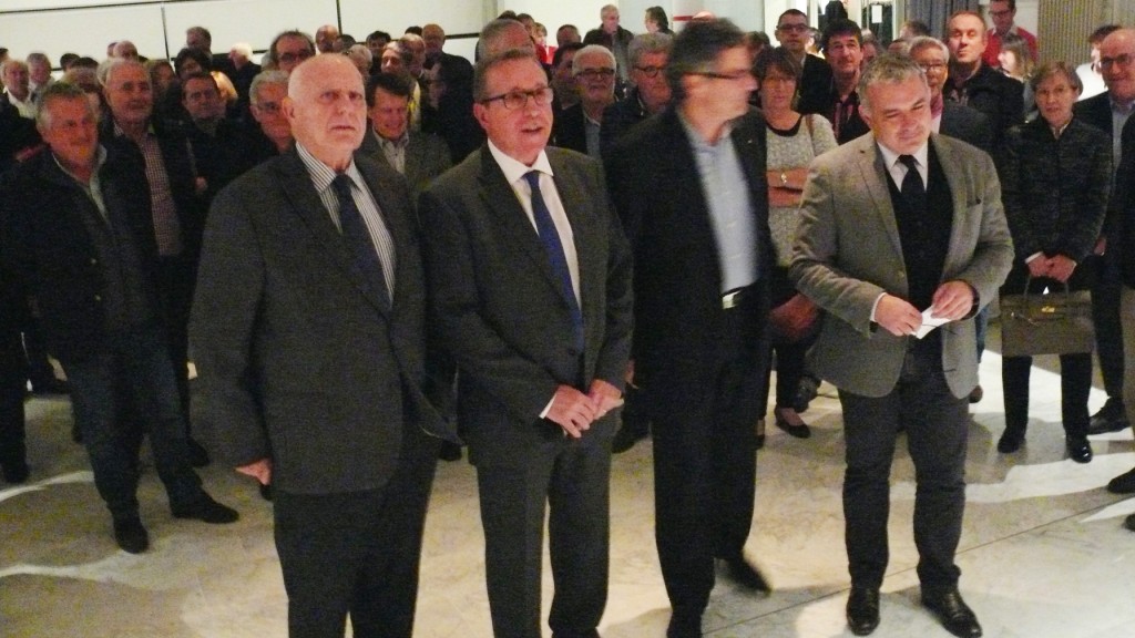 Trois présidents de la CCI (A. Daguin, D. Bragato et R. Branet) lors du départ à la retraite de Jean-Michel Justumus, en décembre 2017 - Photo archives Journal du Gers
