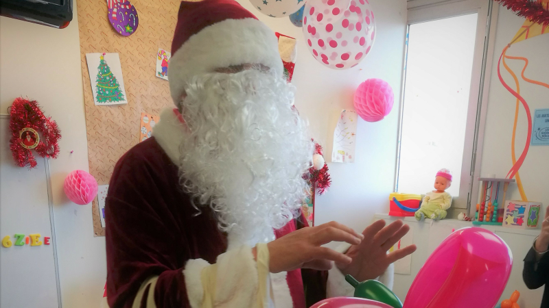 Goûter de Noël au service pédiatrie du Centre Hospitalier d’Auch en Gascogne