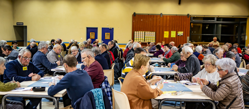 Concours de belote à Nogaro  