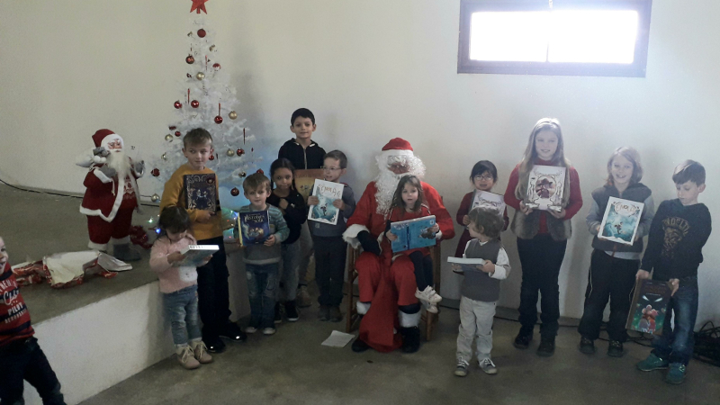 De la lecture en cadeau pour les enfants au goûter de Noël