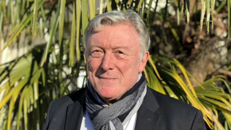 Le maire se déclare candidat