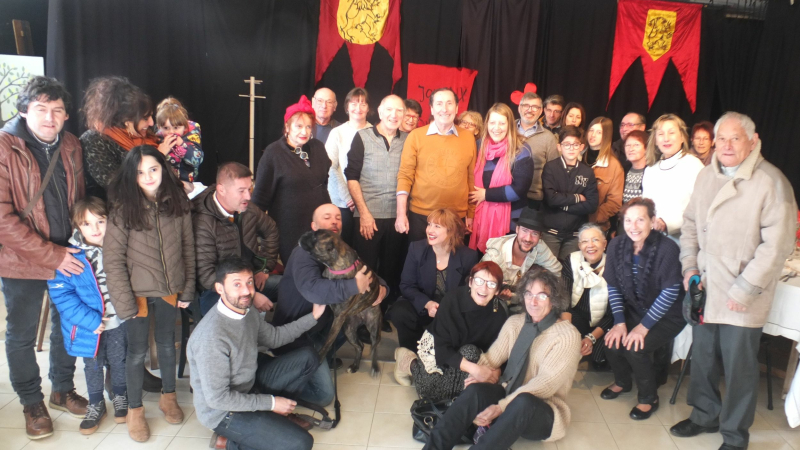 Ambiance et effervescence dans la salle du Castella-Théâtre