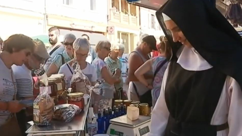 Les sœursde l'Abbaye de Boulaur passent la vitesse supérieure
