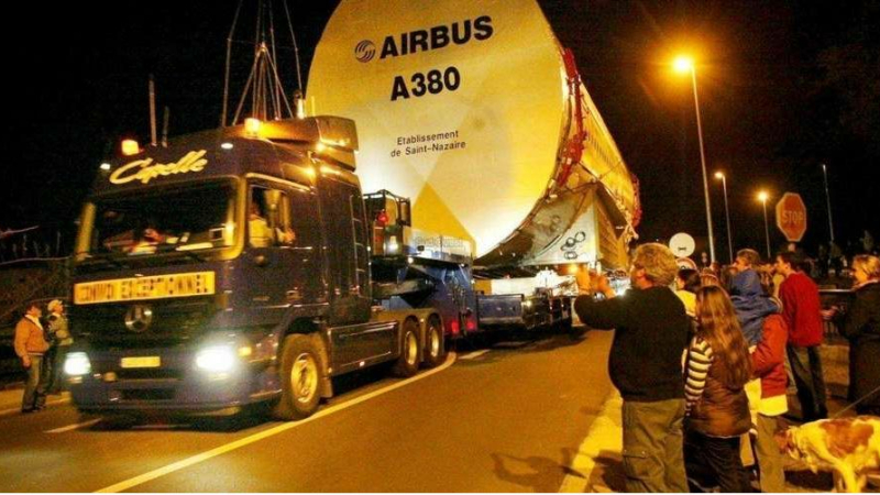 Cette nuit, dernier passage du convoi complet de l'A380
