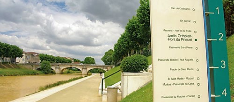 L’accès aux berges du Gers, aux parcs et espaces de jeux, terrains de sport et boulodromes interdit