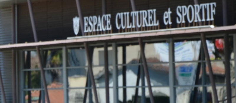 Un centre de consultations, dédié au COVID-19, en préparation