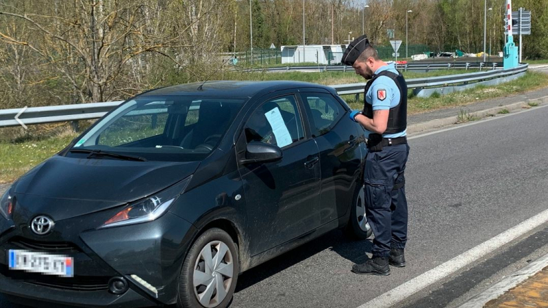 Les contrôles se poursuivent : Restez chez vous !