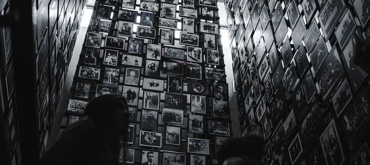 portraits-holocaust-memories-photowall.jpg