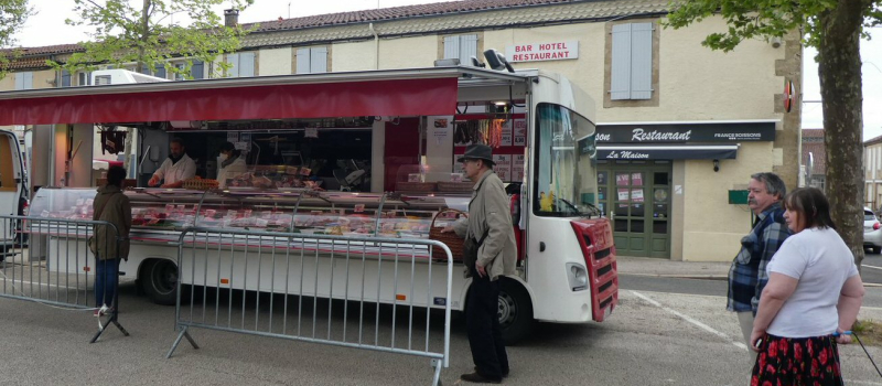 Marché de plein vent maintenu le 1er et le 8 mai 
