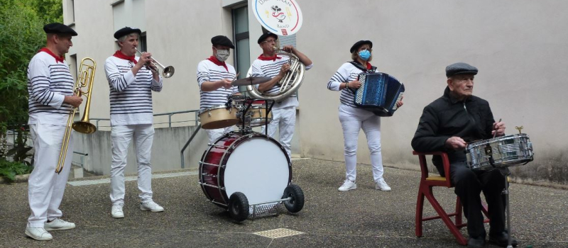 Une journée entière en musique