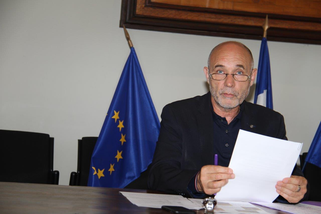 Gérard Dubrac, président de la Communauté de Communes de la Ténarèze (CCT) lors d'une conférence de presse, le 7 mai - Photo MLS 