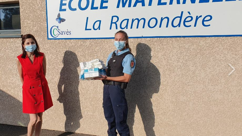 Gendarmerie : surveillance des dépôts de masques et distribution