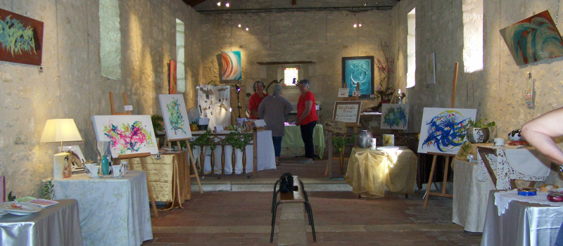 La petite chapelle de Sarrant ouvre ses portes aux expositions estivales