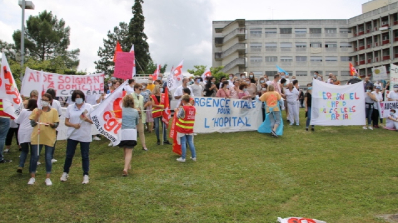 Rassemblement à l’appel de la CGT Santé et de FO