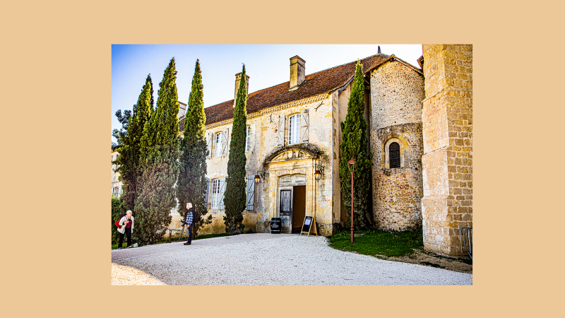 Retour à l’hôtel-restaurant du Monastère de Saint-Mont  